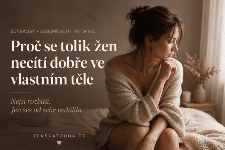 Žena sedící v zamyšlení a přemýšlející o vztahu k vlastnímu tělu